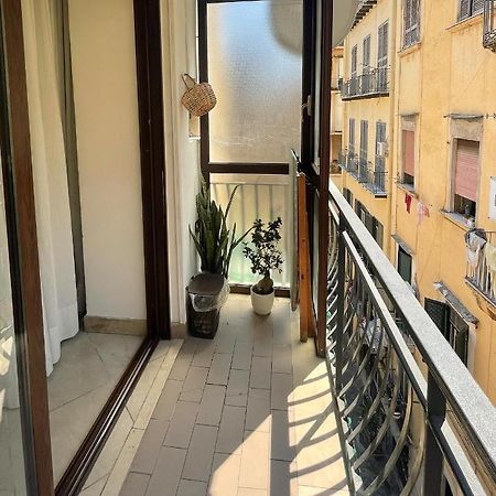 House Mari Apartment เนเปิลส์ ภายนอก รูปภาพ