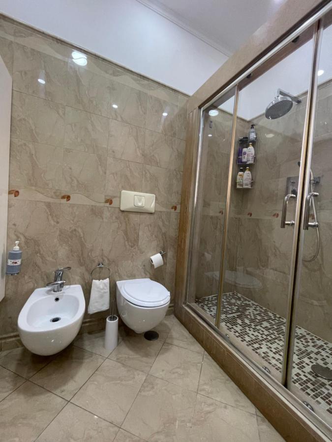 House Mari Apartment เนเปิลส์ ภายนอก รูปภาพ